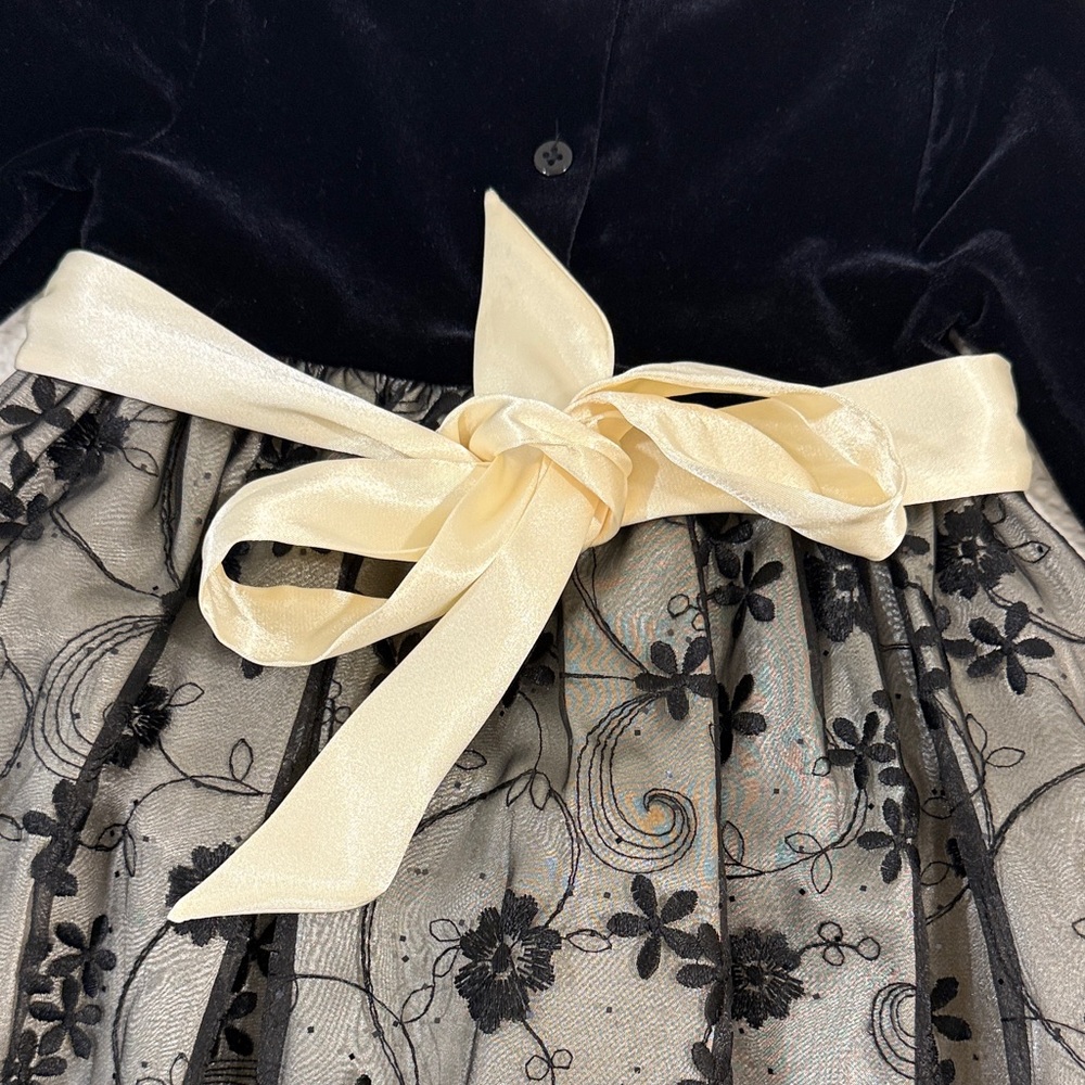 Talbots Black Velvet & Cream Sash Floral Lace Girls' Dress - Picture 4 of 5